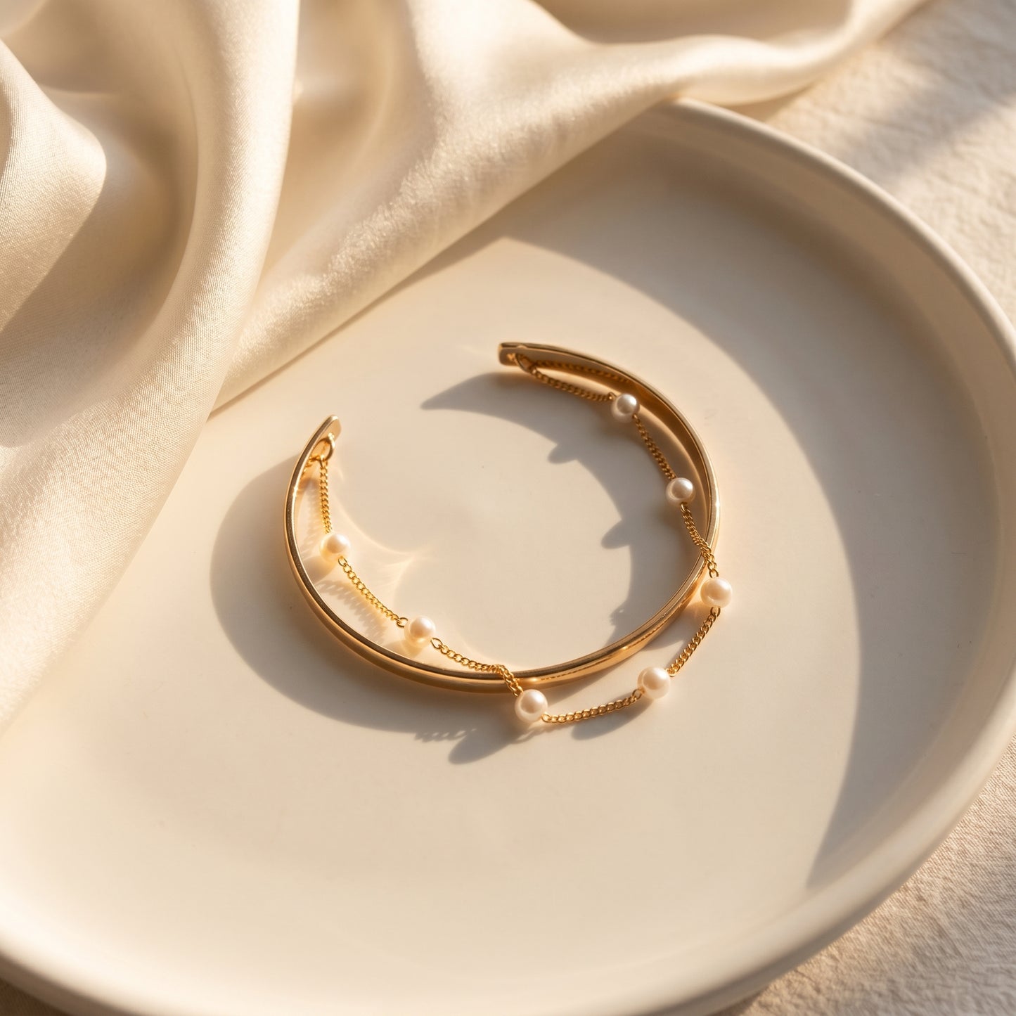 Bracelet Double Jonc — Perles & Chaîne Dorée